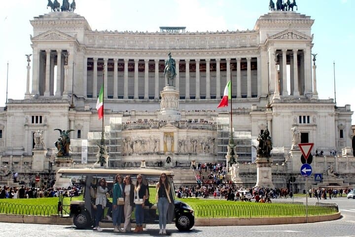 Rome Night Tour Highlights by Luxury Golf Cart — photo 1 of 13
