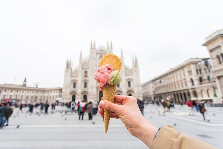 Milan Private Tour - Duomo, Sforza Castle & Gelato Tasting — photo 1 of 16