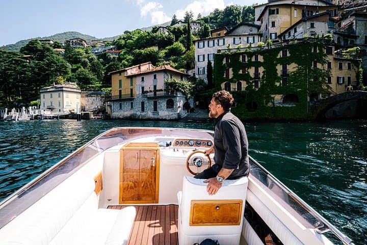 4 Hours Private Cruise on Lake Como by Motorboat — photo 1 of 25