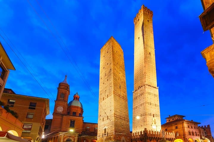 Bologna Private Night Tour with Local Top Rated Guide — photo 1 of 6