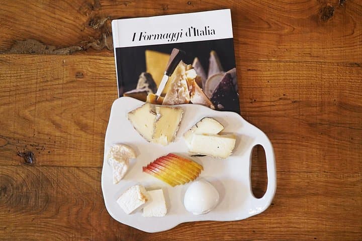 Journey through Italian Cheese — photo 1 of 10