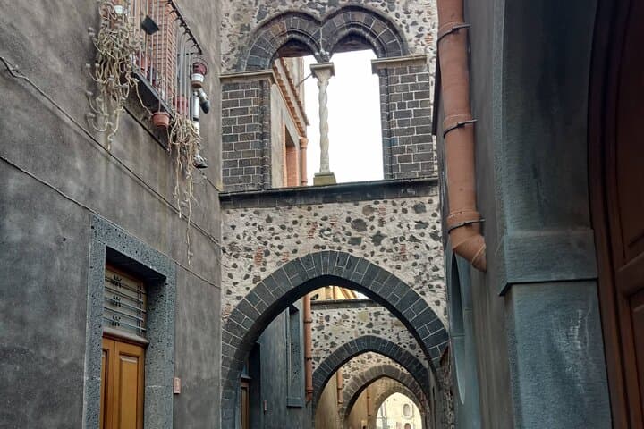 Tasting Typical Sicilian Products in Randazzo Gorges Alcantara — photo 1 of 6