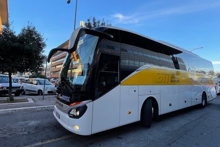 Fiumicino Airport Shared Shuttle Bus to Rome Termini & Vatican — photo 1 of 9