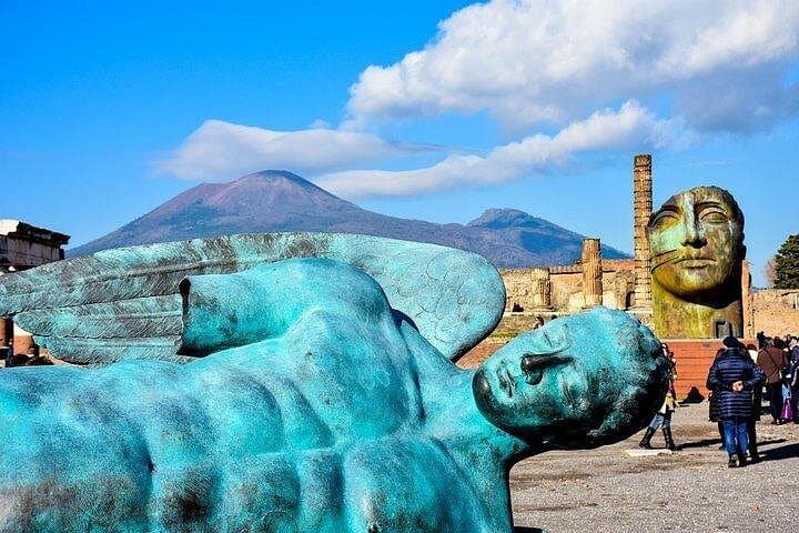 Day trip to Pompeii and Mount Vesuvius from Naples — photo 1 of 6