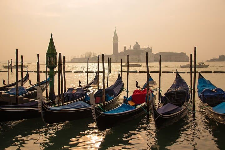The Magic of Venice in one Day! High speed train from Rome — photo 1 of 16