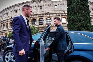 Epic Rome Tour: Port Round-Trip, Colosseum, Iconic Sights & Lunch