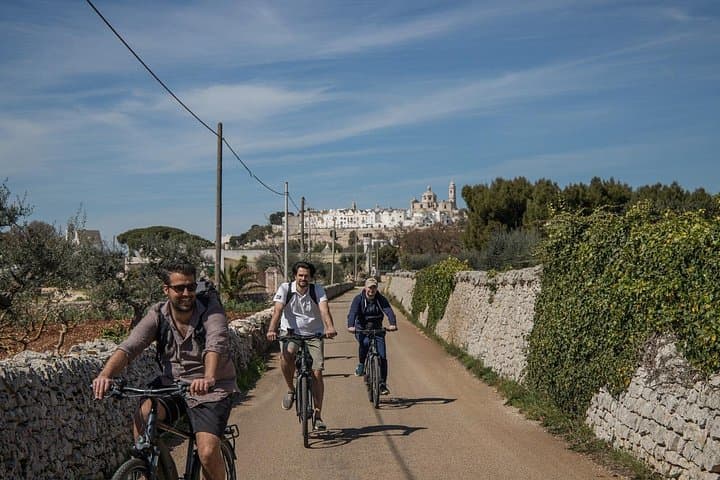 E-bike tour between Martina Franca and Locorotondo — photo 1 of 5
