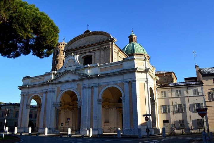 Private Direct Transfer From Venice to Ravena — photo 1 of 6