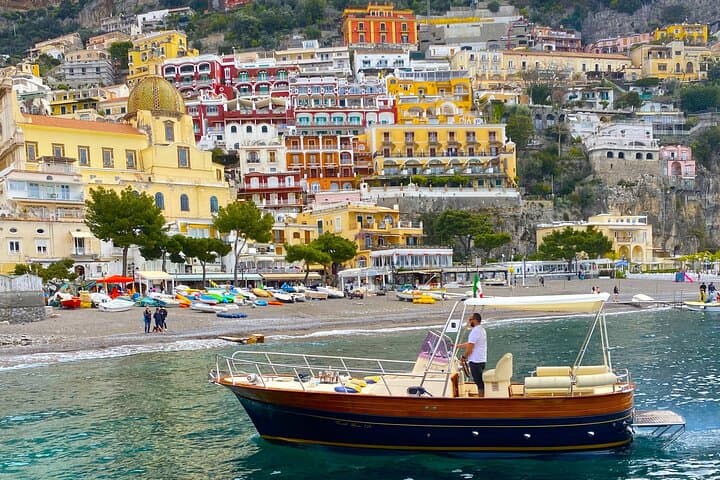 Amalfi Boat Tour from to Positano Praiano or Amalfi. 7 hours — photo 1 of 20