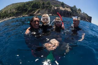Sorrento 3 - Hour Afternoon Snorkel by RIB with Marine Biologist