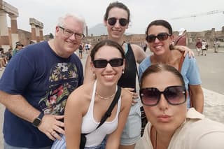 Naples to Sorrento with 2hr Pompeii guided tour or Vice Versa