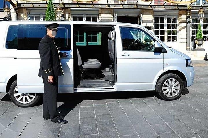Savona Cruise Port to Genoa Hotels - Arrival Private Transfer — photo 1 of 11