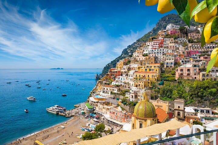 Private Transfer from Positano to Naples Central Station — photo 1 of 4