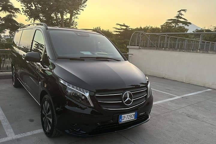 Private Transfer from Naples to Positano — photo 1 of 7