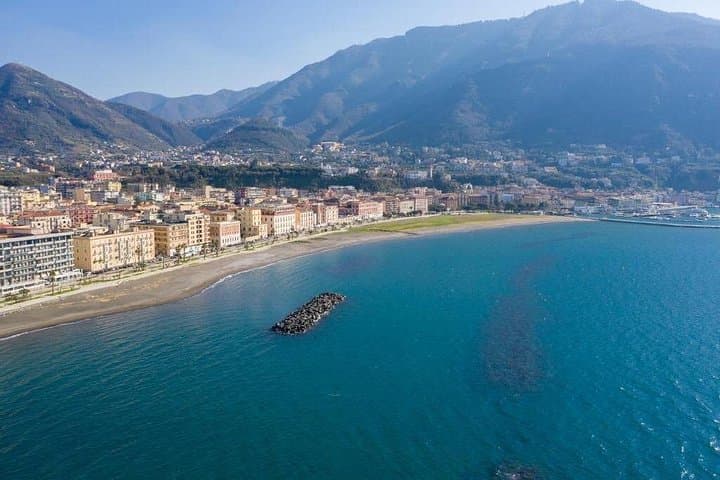 Private Transfer from Naples Airport to Castellammare di Stabia — photo 1 of 4