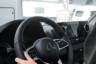 Rome Fiumicino Airport Transfer in Luxury Private Transportation