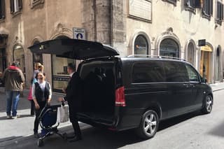 Fiumicino Airport to Rome Hotel - Private Transfer Car Service