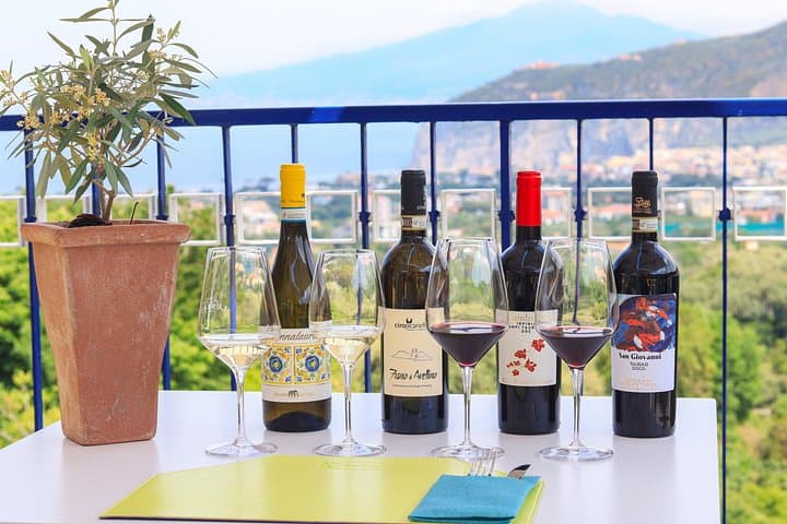 5 Wine Tastings with Typical Products in Sorrento Coast — photo 1 of 7