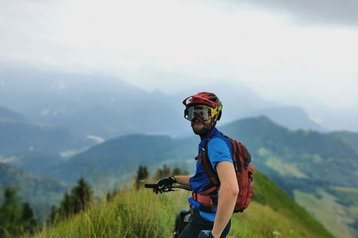 Explore the beauty of the Carnic Alps by bicycle — photo 1 of 41