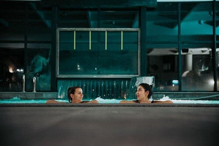 25 - Minute Massage, 2 Hours in the Thermal Pool & Aperitif — photo 1 of 20