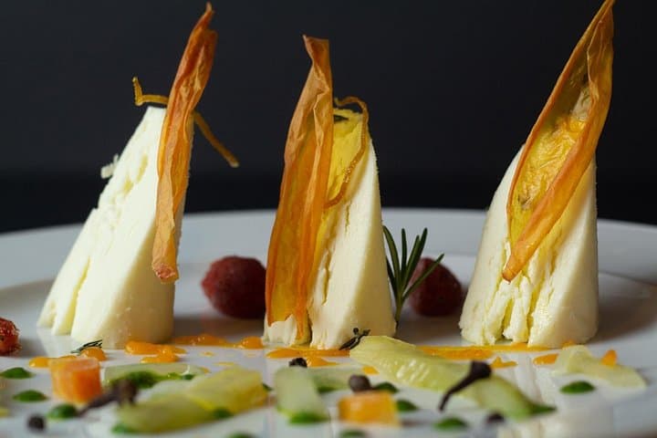 Delightful Deluxe Cheese and Wine Tasting from Lake Como — photo 1 of 12