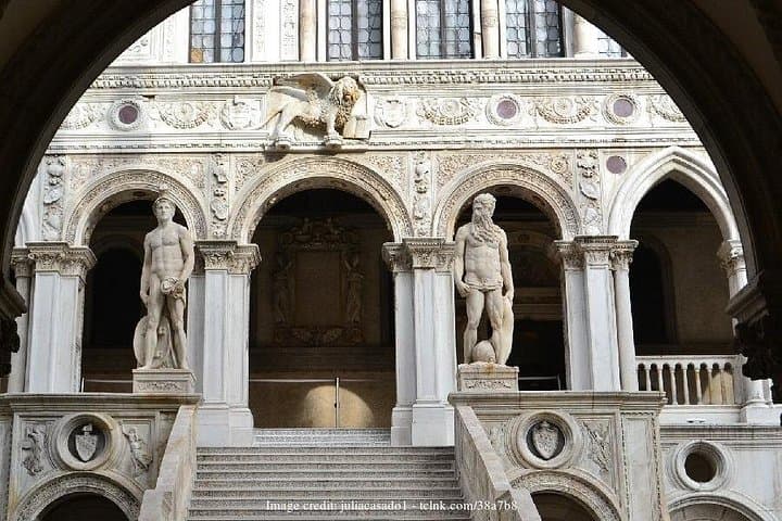The Doge's Palace of Venice: Private 2.5-hour Walking Tour — photo 1 of 8