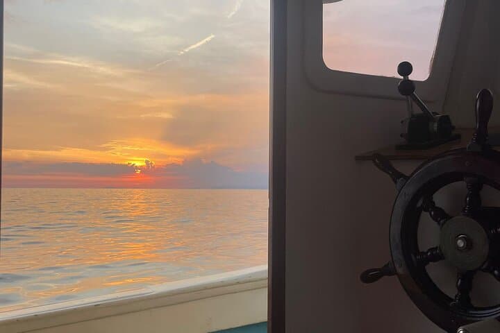 Sorrento Coast Sunset Boat Tour: Small Group, Swimming & Dinner — photo 1 of 24