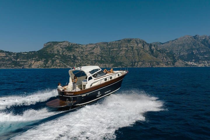 Private Capri Day Tour from Sorrento on a 38ft Motorboat — photo 1 of 12