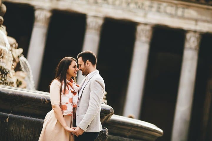 Private Classic Rome Photoshoot in Trevi Fountain & Pantheon — photo 1 of 8