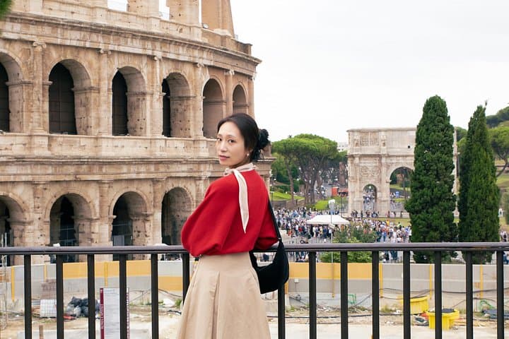 30-minute photo session outside the Colosseum — photo 1 of 15