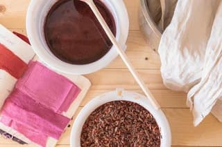 Natural dyes workshop in Puglia