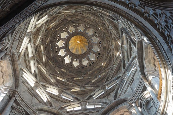 Turin Royal Palace Private Tour with Holy Shroud Chapel — photo 1 of 6