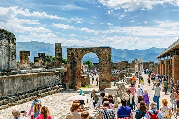 Pompeii Guided Tour with Ticket & Lunch from Sorrento — photo 1 of 19