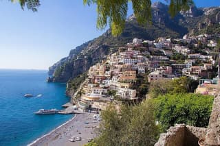Private day trip: Naples to Pompei, Salerno and back