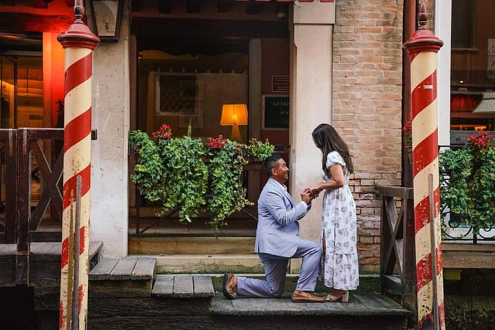 Private Proposal Professional Photo Shoot - Venice — photo 1 of 6