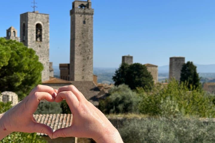 Kid-Friendly Siena & San Gimignano Day Tour from Florence w/ Driver & Guide — photo 1 of 8