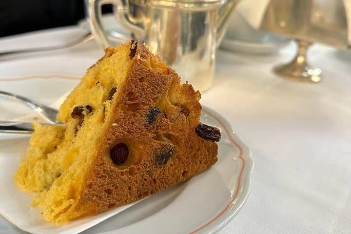 Milan's Panettone Tour — photo 1 of 12