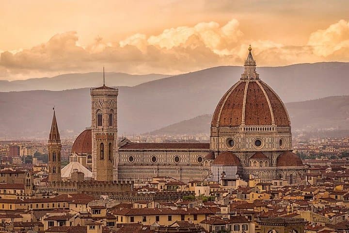 Naples to Florence Private Transfer with 2-Hour Sightseeing Stop — photo 1 of 8