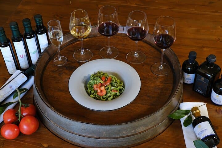 Private Wine & Evo oil Tasting with Vegetarian Meal — photo 1 of 7