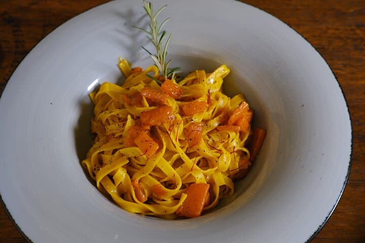 Private Wine & Evo oil tasting with Saffron Meal — photo 1 of 8