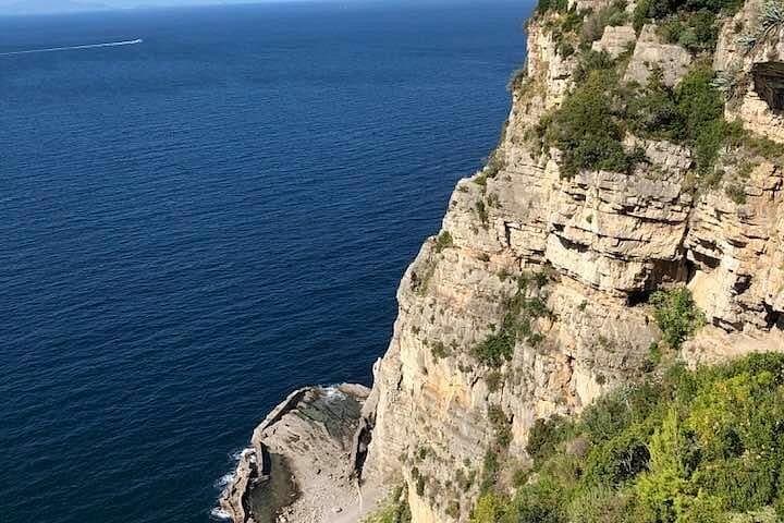 Transfer From Naples area to Amalfi Coast area and vice versa — photo 1 of 9