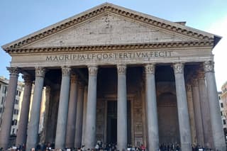 Underground Trevi Fountain + Pantheon/Spanish Steps -PRIVATE TOUR