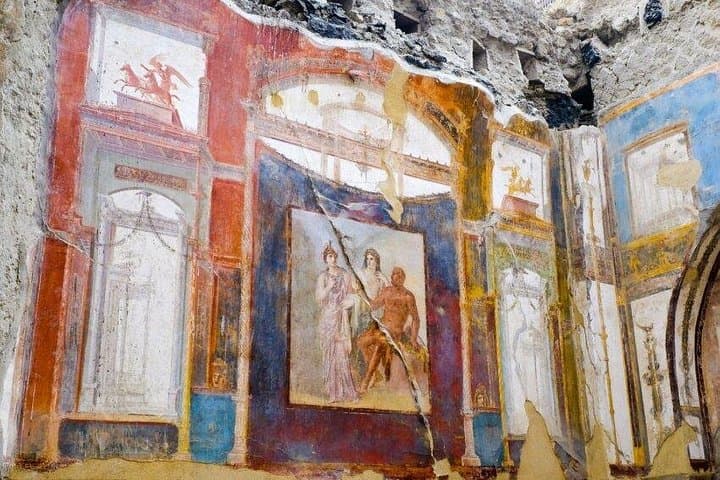 Herculaneum: 2h Group Guided Tour + tkt with a certified guide — photo 1 of 17