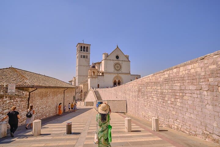 Assisi & Perugia Day Trip from Florence with St. Francis Basilica — photo 1 of 26
