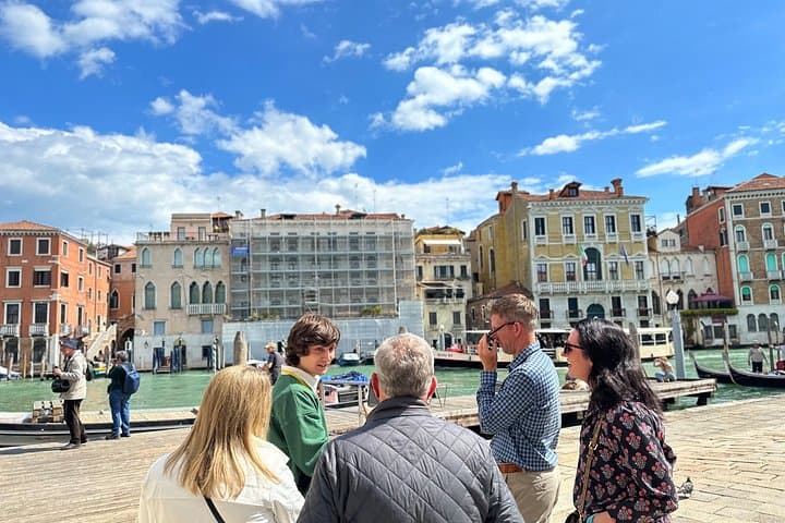 Tasty Street Food Tour of Venice City Center with Cicchetti & Local Specialties — photo 1 of 10