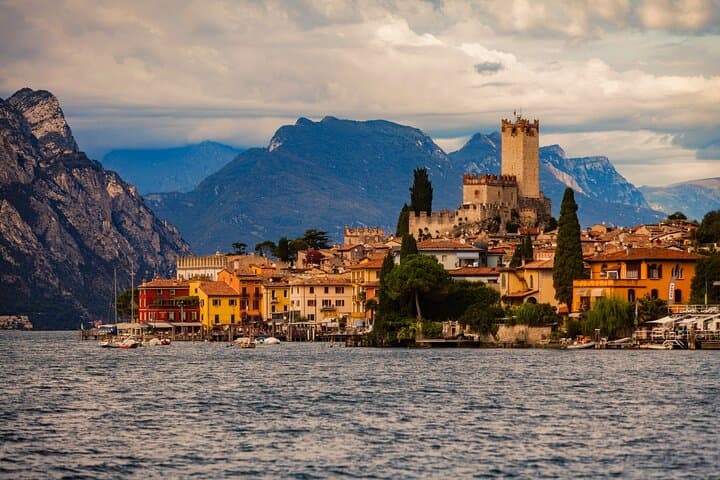 Private Photo Shoot Session in Lake Garda — photo 1 of 3