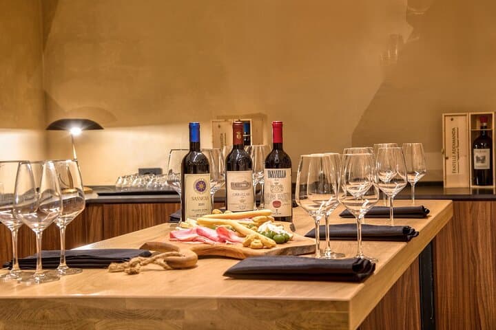 Breathtaking Wine Tasting in the heart of Sorrento — photo 1 of 3