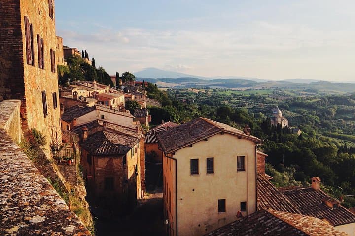 Valdorcia: Montalcino and Montepulciano scenery in the world — photo 1 of 19