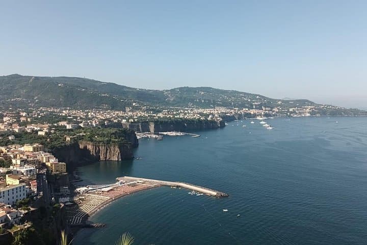 Private Transfer from Fiumicino Airport to Sorrento — photo 1 of 5