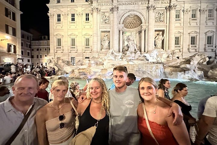 Rome Private Night Tour Spanish Steps Navona Pantheon Trevi — photo 1 of 7